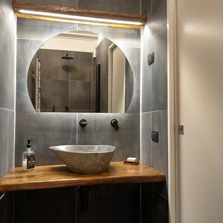 Il Nespolo Apartment